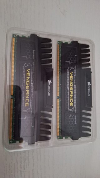 Memoria RAM Corsair Vengeance 16GB DDR3