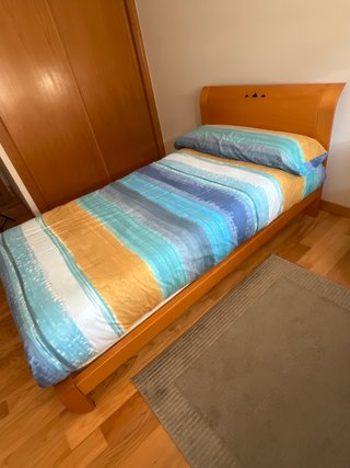 Cama de madera de peral 105 cm