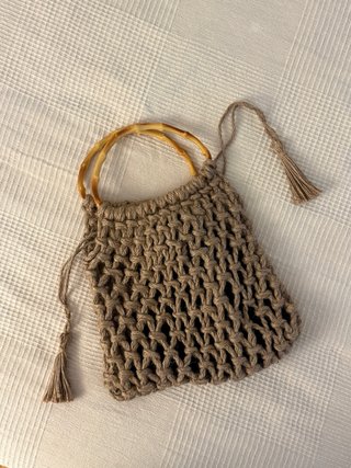 Bolso de mano Zara de yute y bambú