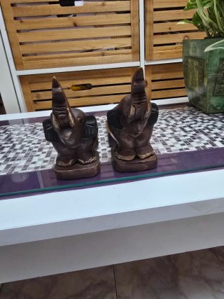 Set de 2 Figuras de Elefantes de Madera