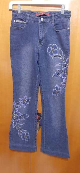 Pantalones tejanos jeans con flores bordadas bolas