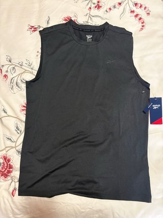 Camiseta sin mangas Reebok negra