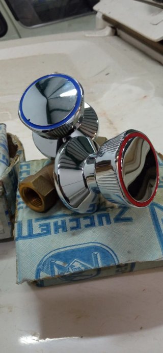 Set de 2 Llaves de Paso Zucchetti