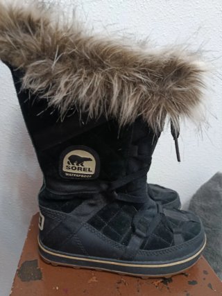 Botas de nieve Sorel negras