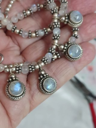 Collar de Plata y Piedra Luna
