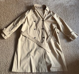 Gabardina Beige Clásica