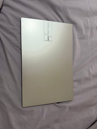 Portátil Asus Vivobook Plateado