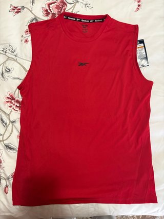 Camiseta sin mangas Reebok roja