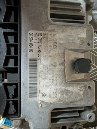 Centralita Motor ECU Bosch ME7.4.5 PSA