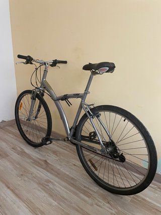 Bicicleta Urbana Gris con camaras nuevas.