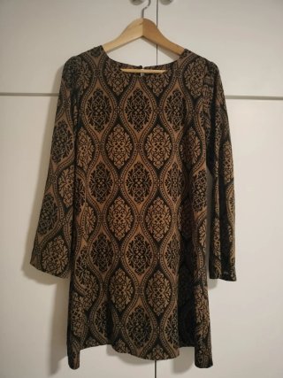 Vestido estampado marrón y negro