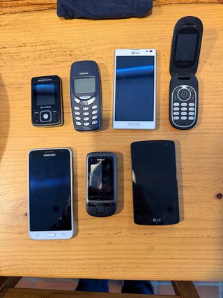 Lote de 9 teléfonos móviles antiguos