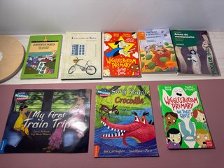 Libros lectura ingles español San Jaime. 6€/libro