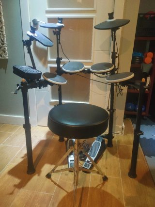 Batería Electrónica Alesis DM Lite