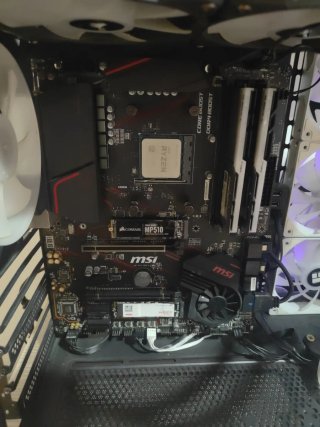 Combo Placa Base MSI, Ryzen 5800x  y RAM 3600