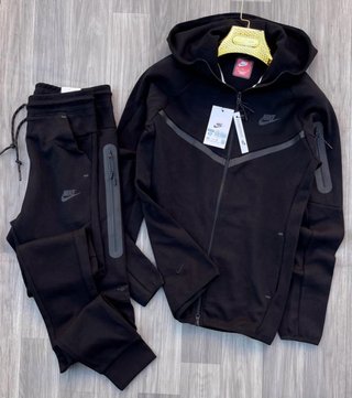 Conjunto Nike Tech Fleece Negro