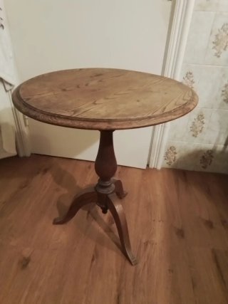 Mesa Auxiliar Velador de Madera