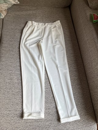 Pantalón blanco de mujer
