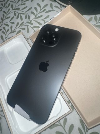 iPhone 16 Pro Max 256GB Negro