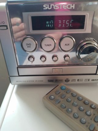 Micro Sistma DVD Sunstech HF-DV55M