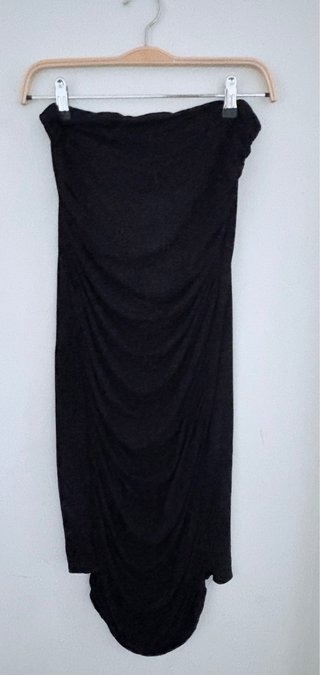 Vestido negro palabra de honor fruncido Zara M