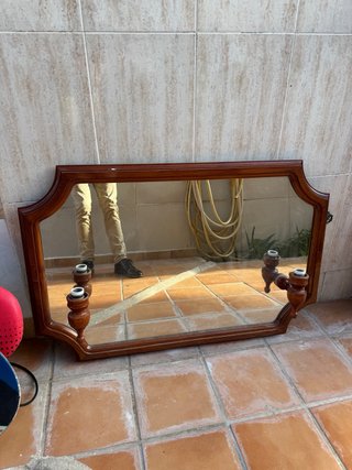 Espejo Clásico de Pared con Apliques