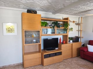 Mueble de Comedor de Madera