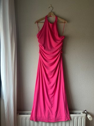 Vestido largo de fiesta rosa Zara