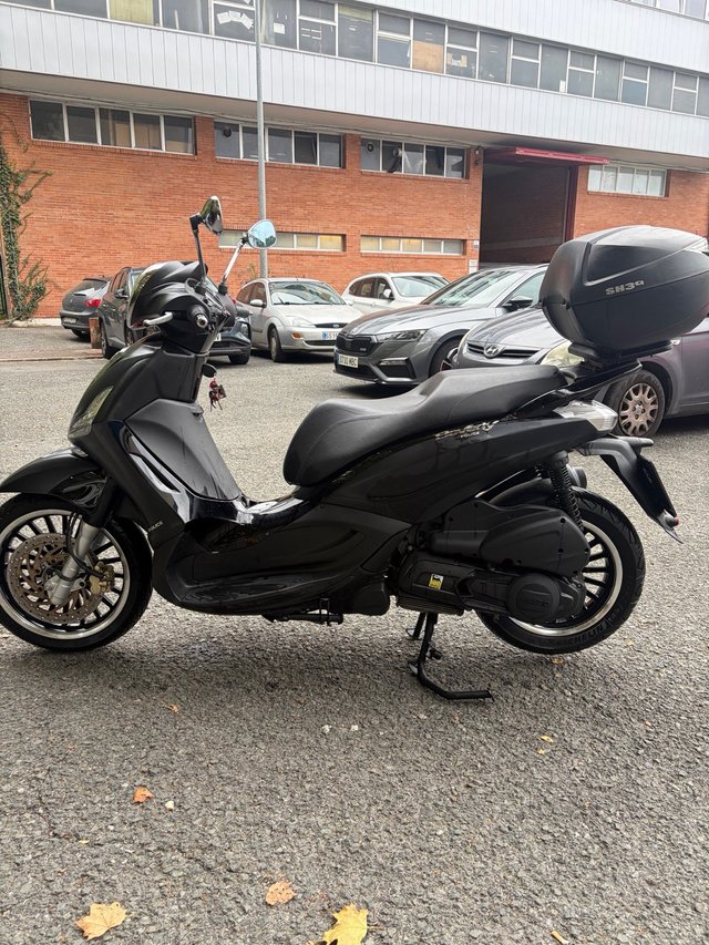 Piaggio Beverly 300 (2016)