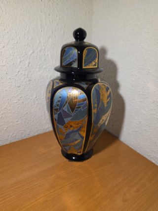Jarrón Decorativo con Tapa