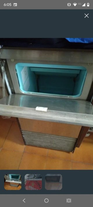 La maquina de heilo y horno y ferrgrifico