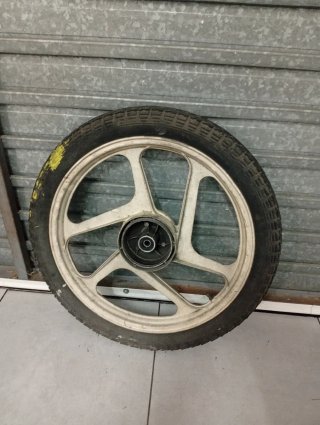Llanta delantera derbi Variant start