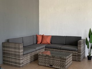 Nuevo conjunto de jardin! Sofa rinconera + mesa de ratan