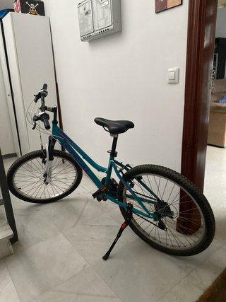Bicicleta Mitical Katana de 24 pulgadas.