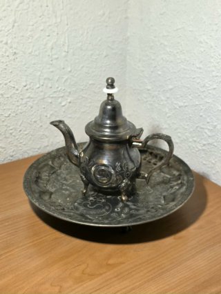 Tetera y bandeja marroquí artesana de Fez