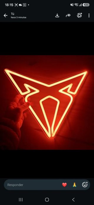 Logotipo Neón Cupra 25cm