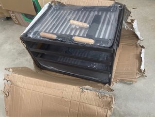 - Barbacoa El Zorro con parrilla