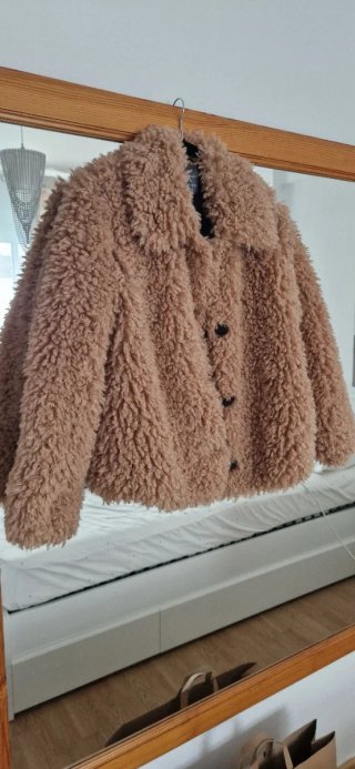 Abrigo Teddy Beige
