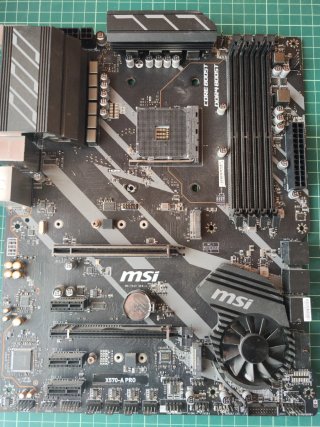 Placa Base MSI X570-A PRO (Defectuosa)