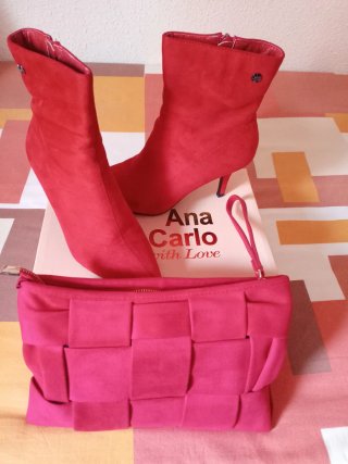 BOTINES ROJOS Y BOLSO MUJER