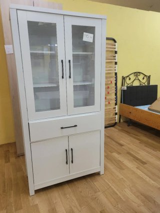 VITRINA DE MELAMINA BLANCA.
