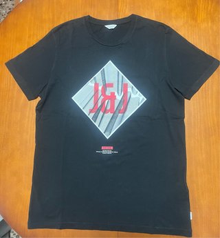 Camiseta negra Jack & Jones