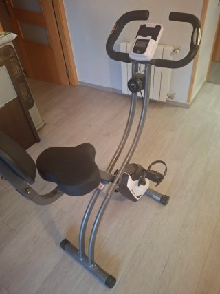 Bicicleta estática plegable