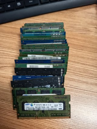 Lote de 25 Módulos de Memoria RAM DDR3 Portátil