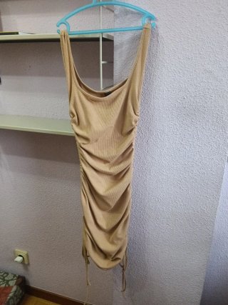 Vestido Ajustado Beige