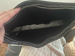 Bolso de mano negro