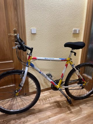 Bicicleta Miguel Indurain marca Banesto