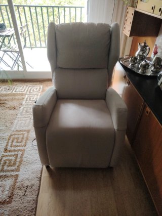 Sillón Eléctrico Reclinable y Elevable