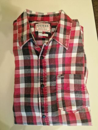 Lote 3 Camisas: 2 Tommy Hilfiger y 1 Guess