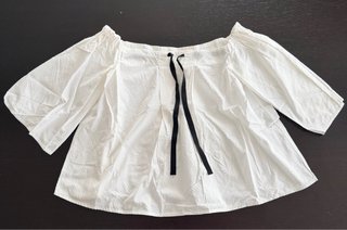 Blusa Fornarina Blanca con Lazo Negro